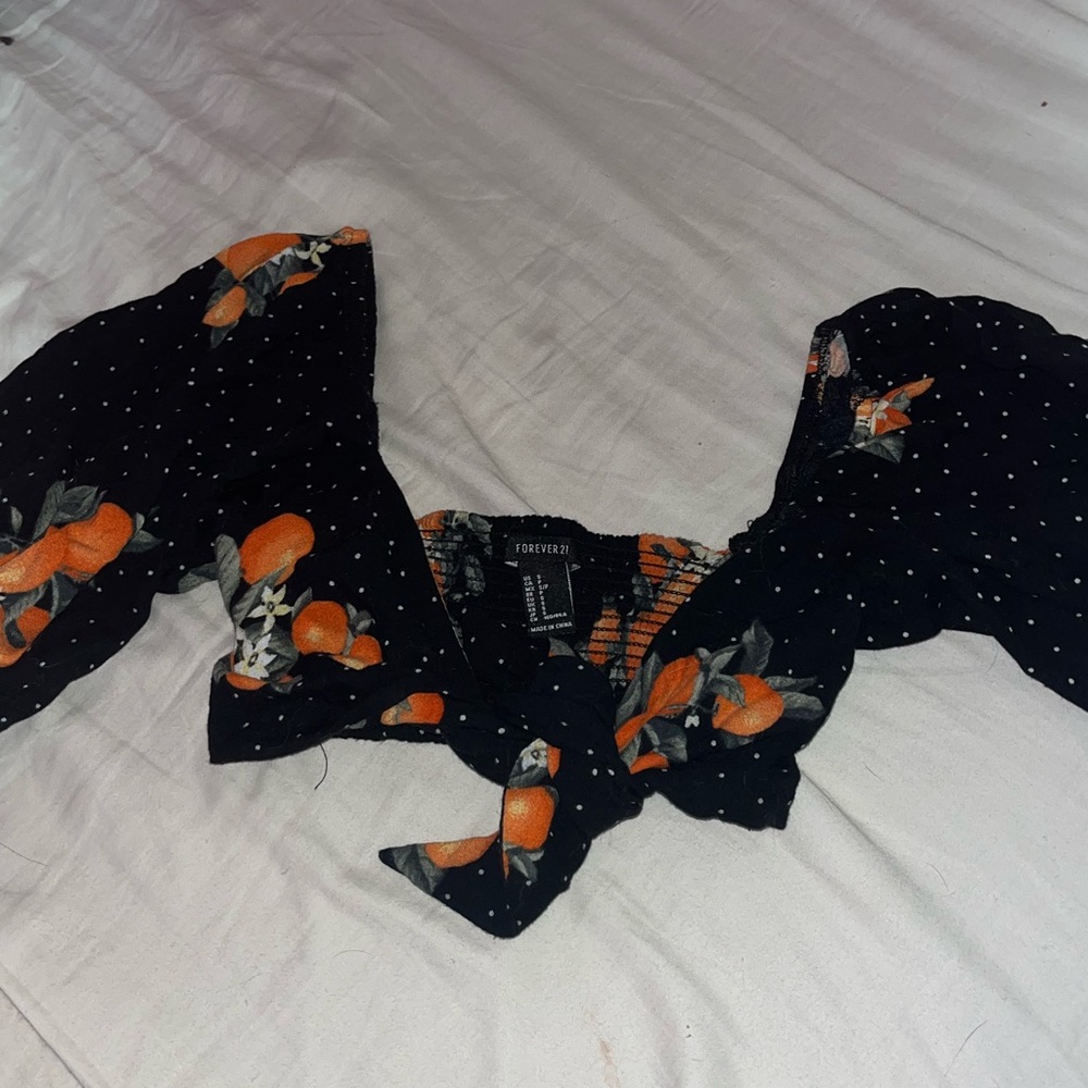 Tie front cropped half sleeve shirt